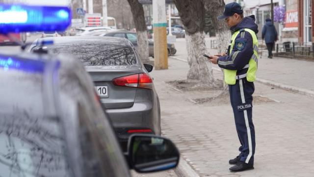 Сколько нарушителей ПДД поймали на костанайских дорогах