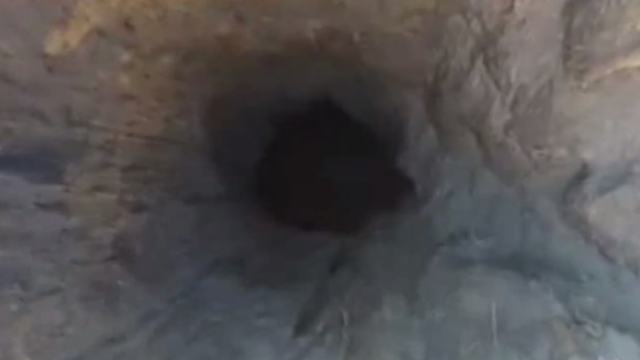 Портал в ад: огромная яма появилась в Костанайской области