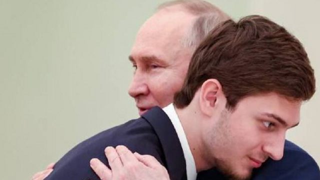 Владимир Путин встретился с сыном Рамзана Кадырова