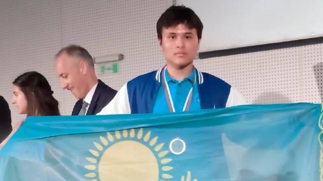 Казахстанский школьник стал лучшим физиком Европы