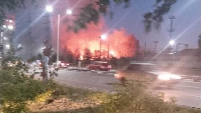 В Костанае тушат крупный пожар