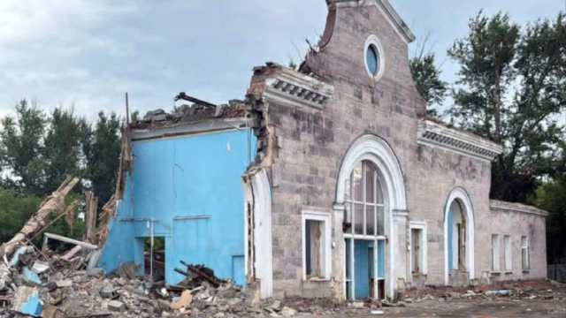 От старого ж/д вокзала Рудного не оставили вообще ничего