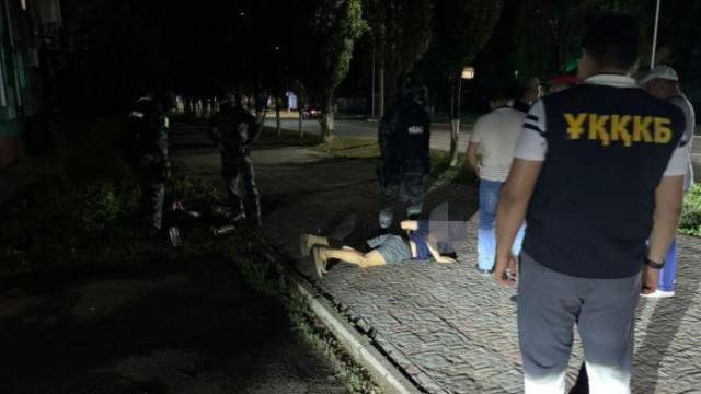 Группу вымогателей задержали в Костанае