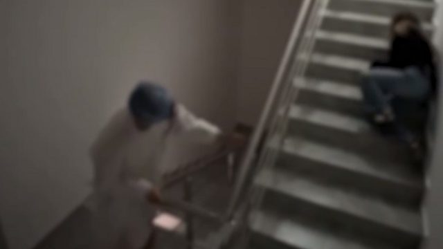 Парень арестован на 10 суток за жестокий пранк над девушкой