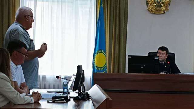 В Костанае забойщика скота судят за убийство и кражу