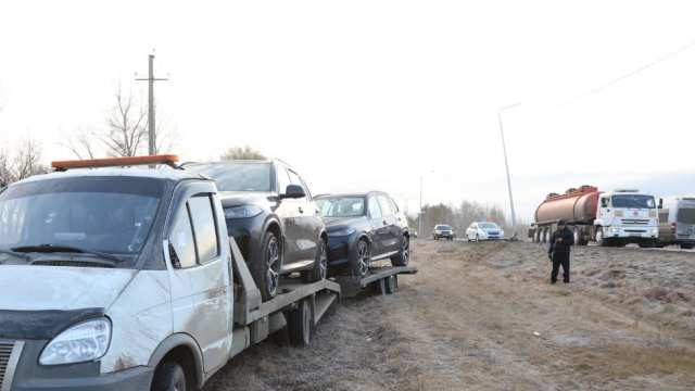 Автовоз протаранил фонарный столб под Костанаем