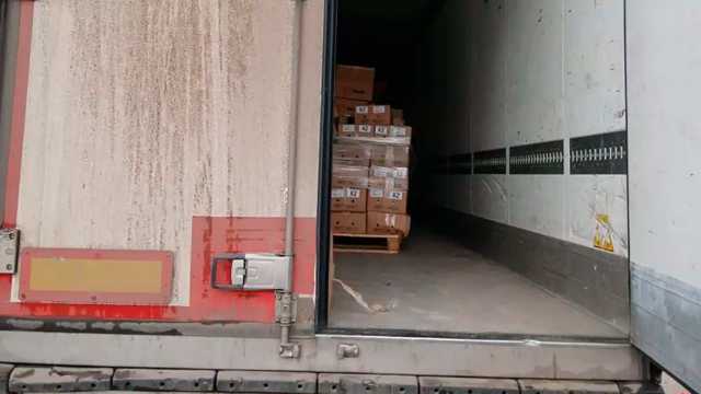 Казахстанскую колбасу не пропустили в Россию