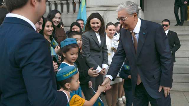 Токаев прилетел в Вашингтон