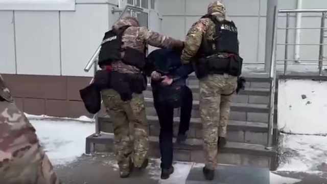 Напавший с ножом на стража порядка задержан в Рудном