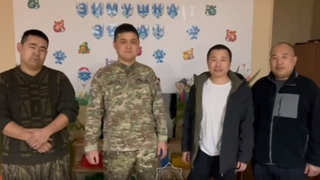 Граждане Китая застряли в мороз на костанайской трассе