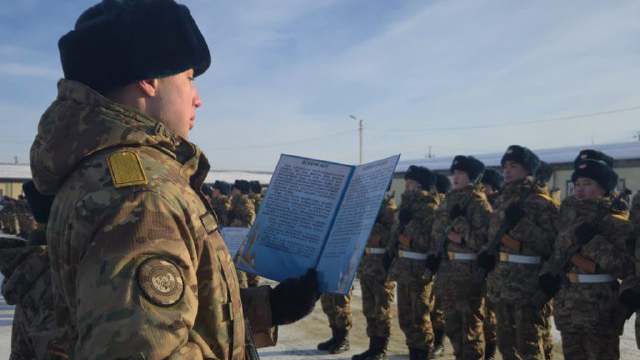 200 молодых солдат приняли присягу в Костанае