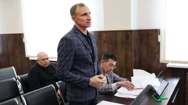 В тесноте и в обиде: перевозчик судится с акиматом Костаная