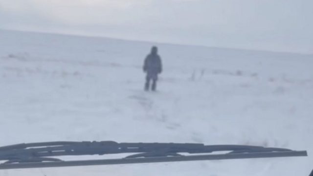 В Костанайской области мужчину нашли по следам в сугробах