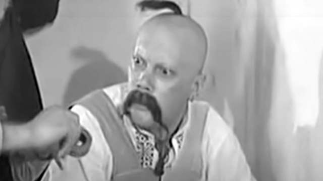 Умер участник комик-труппы «Маски» Владимир Комаров