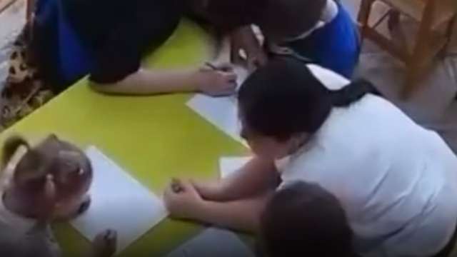 Девочку побили в садике за неправильно выполненное задание