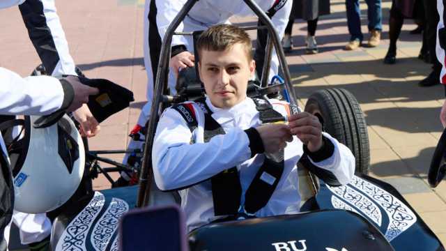 Настоящий гоночный болид собрали студенты в Костанае