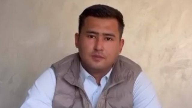 Депутат положил в свадебную корзину 4 млн тенге и извинился