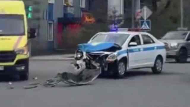 В Костанае полицейский автомобиль попал в ДТП