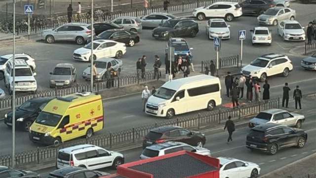 Первоклассница погибла под колёсами минивэна возле школы