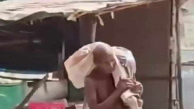 Мужчина принёс в банк труп сестры, чтобы снять её деньги