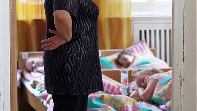 Воспитателя осудили за истязание детей — наказание отсрочили