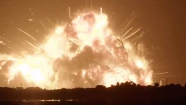 Ракета миллиардера Безоса взорвалась на старте