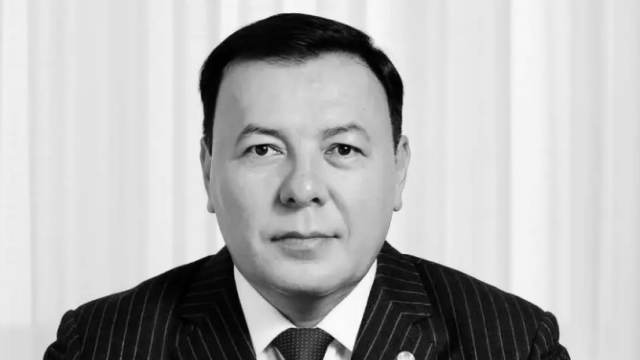 Казахстанский депутат умер после пластической операции