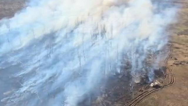 Природный пожар тушили с вертолёта в Костанайской области