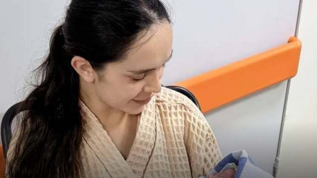 Пилот родился! Врачи приняли роды прямо на борту самолёта