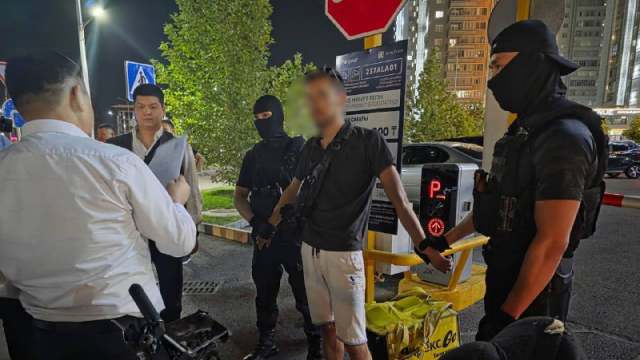 Мужчина просил интимные фото у девочки, он задержан